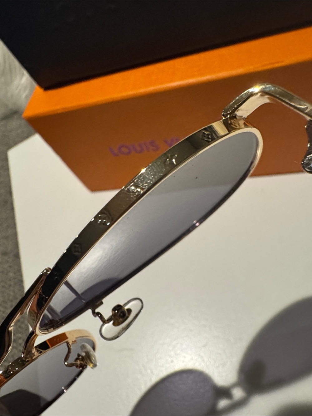 Louis Vuitton Gold Frame Sunglasses with Dark Gray Lenses and Black Temples - Picture 6 of 8